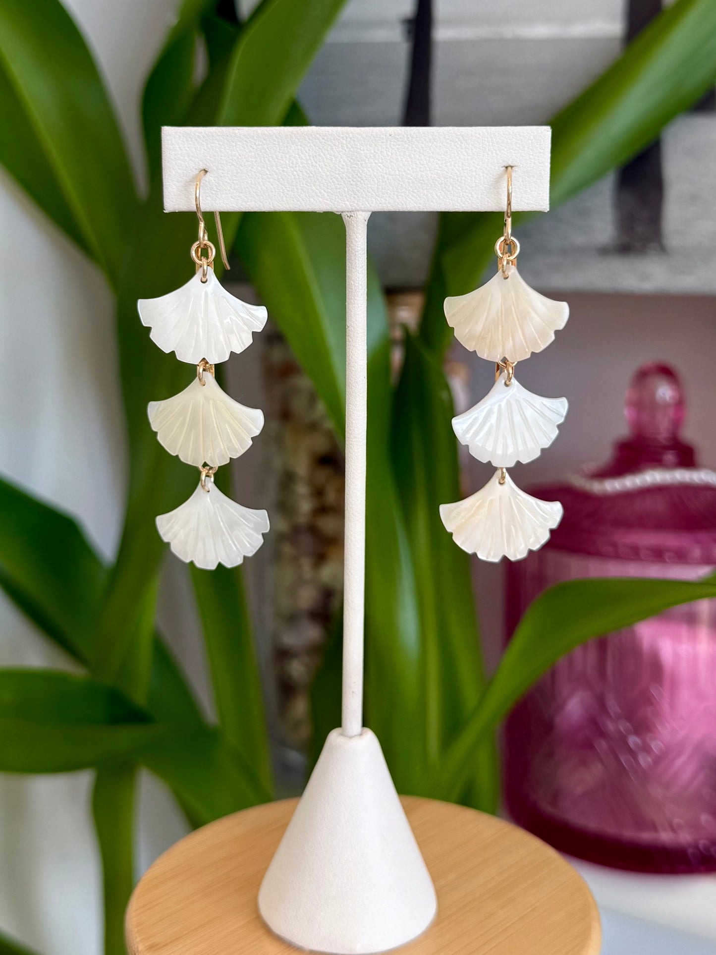 Mother of Pearl Shell Earring’s
