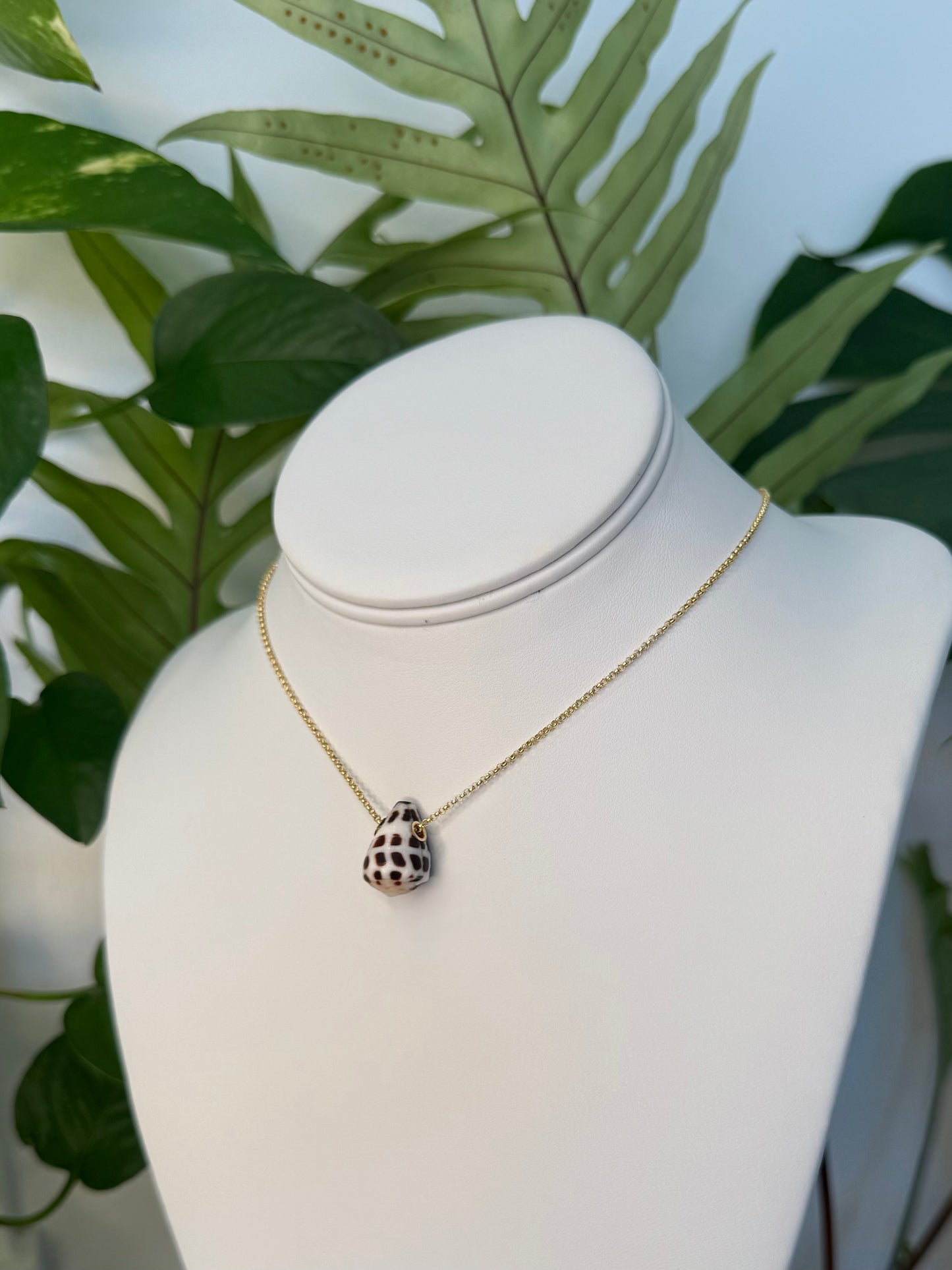 Floating Maui Cone Necklace