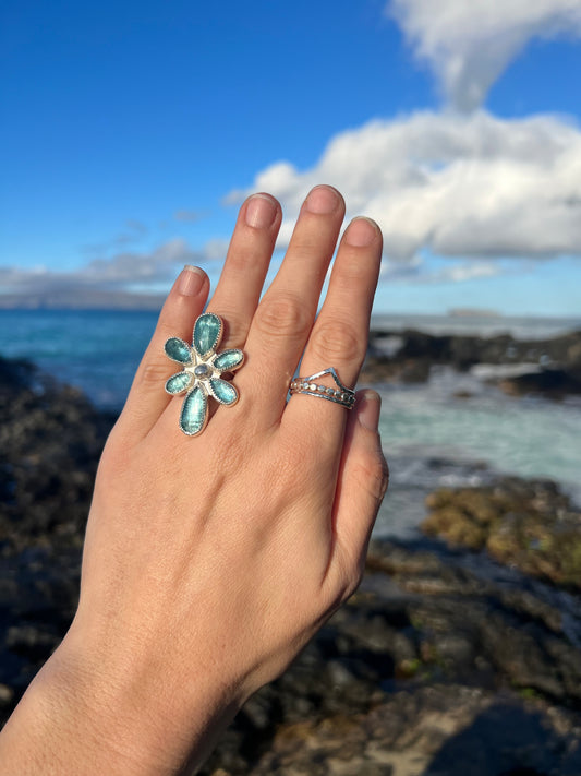 Wildflower Ring no. 2 ~ Size 7.5